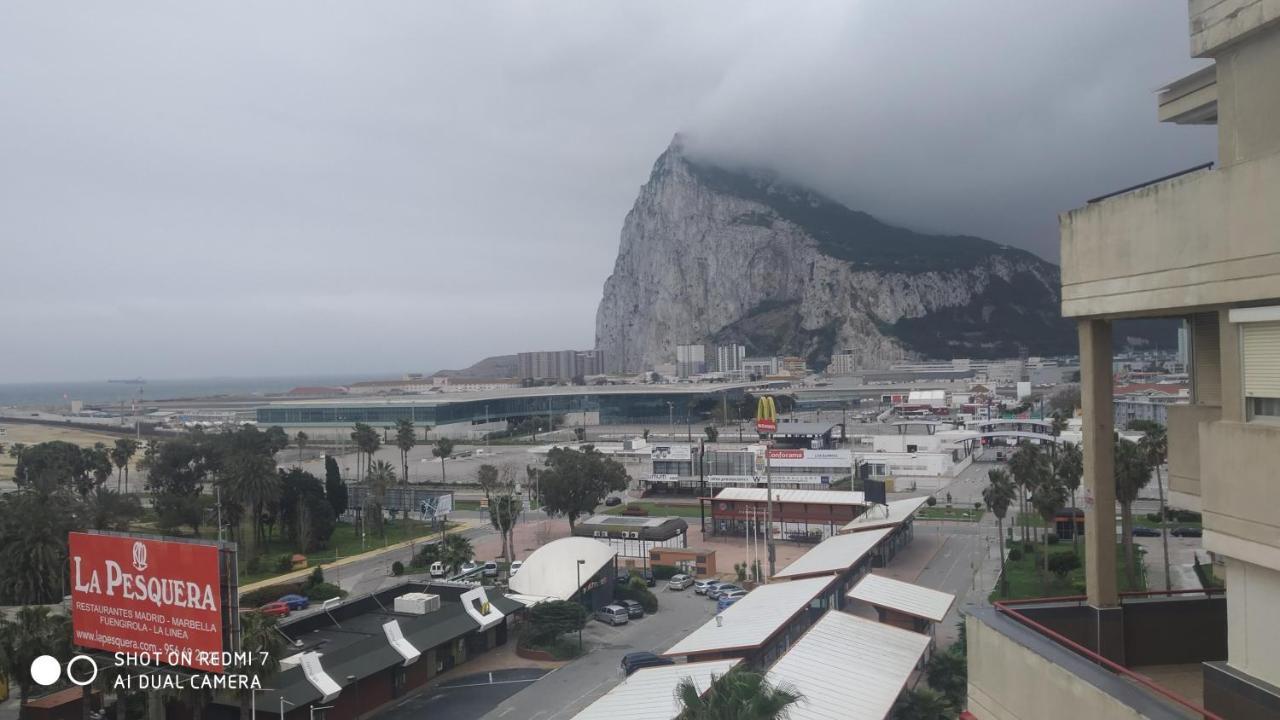 Апартаменты Cosy Flat For Comfy - Gib Rock View 3